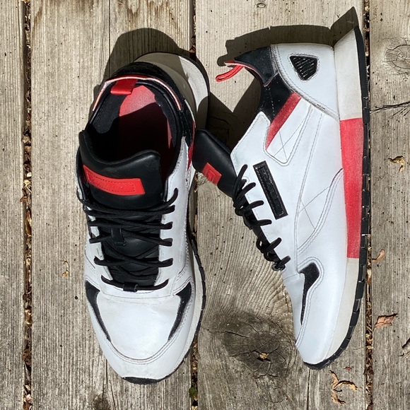 Women’s Reebok running shoes - Picture 12 of 15